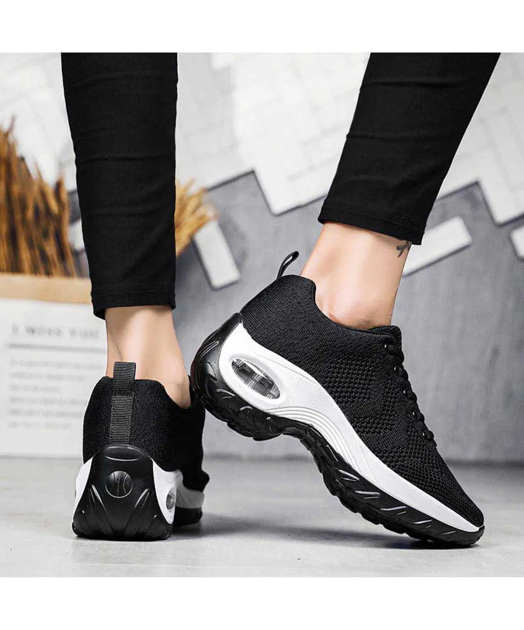 Black arrow texture double rocker bottom shoe sneaker