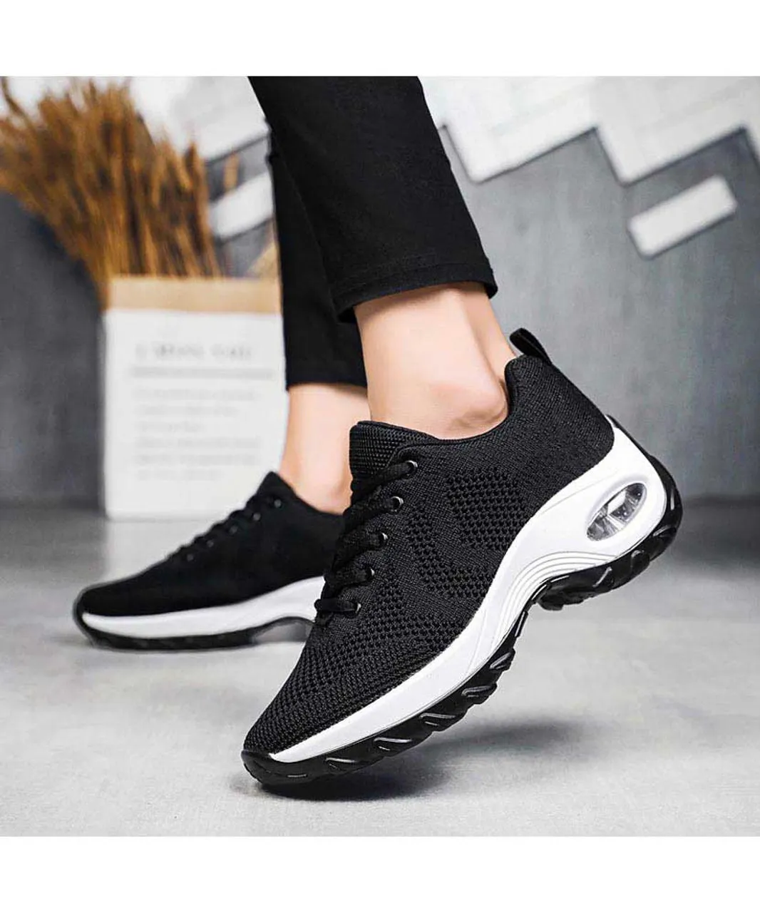 Black arrow texture double rocker bottom shoe sneaker