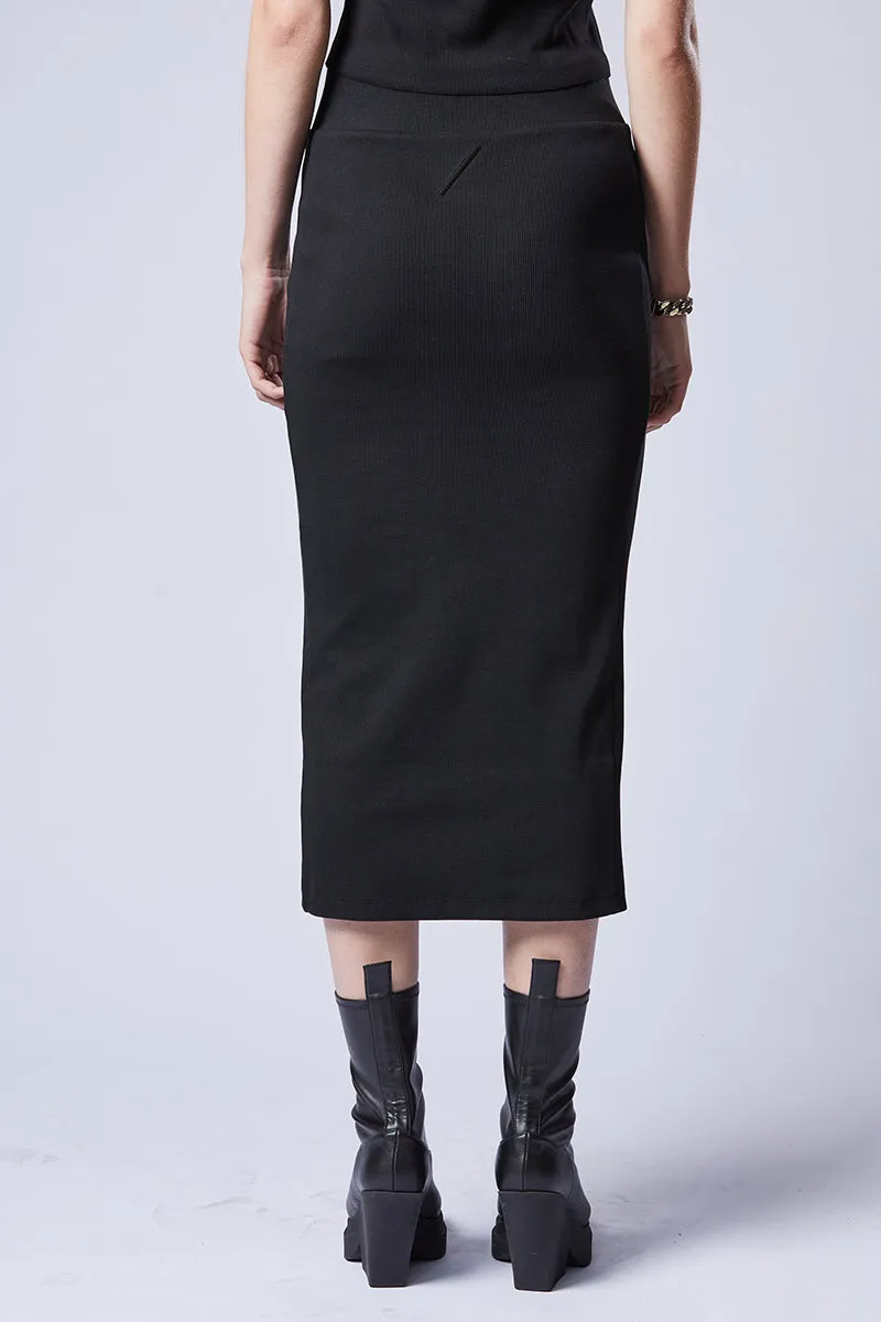 BLACK RIBBED LONG SKIRT