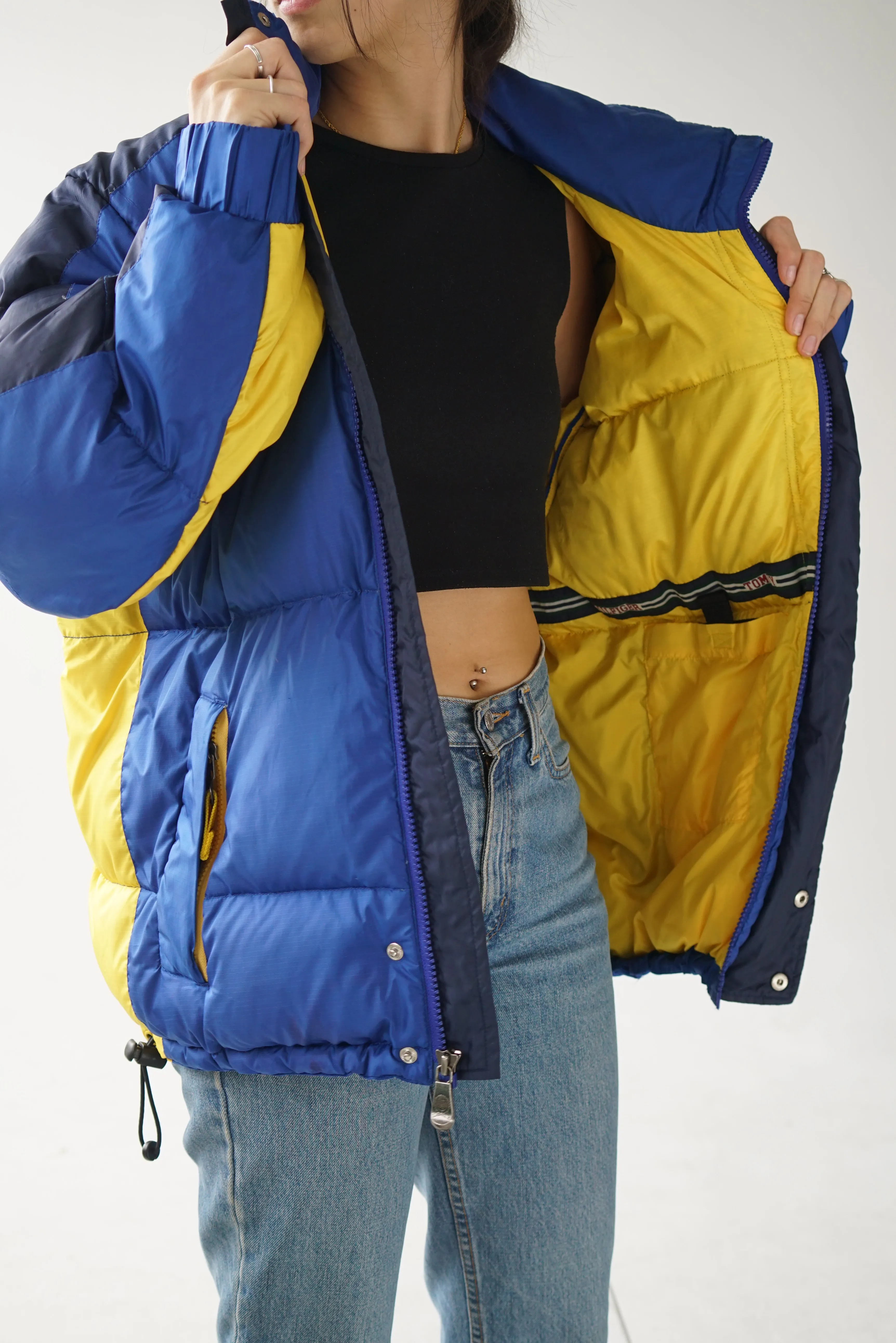 Fou puffer vintage Tommy Hilfiger bleu et jaune pour homme L