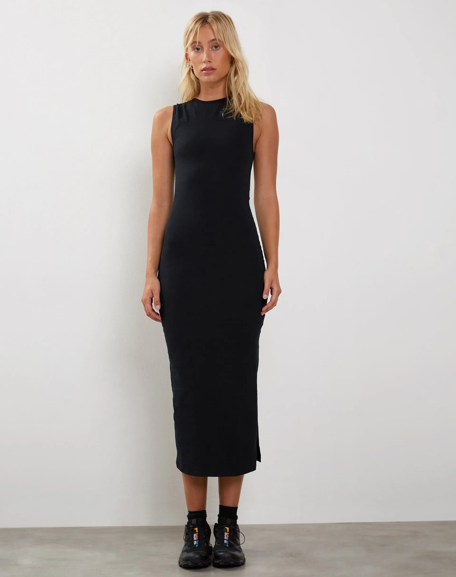 Gelena Midi Dress in Black