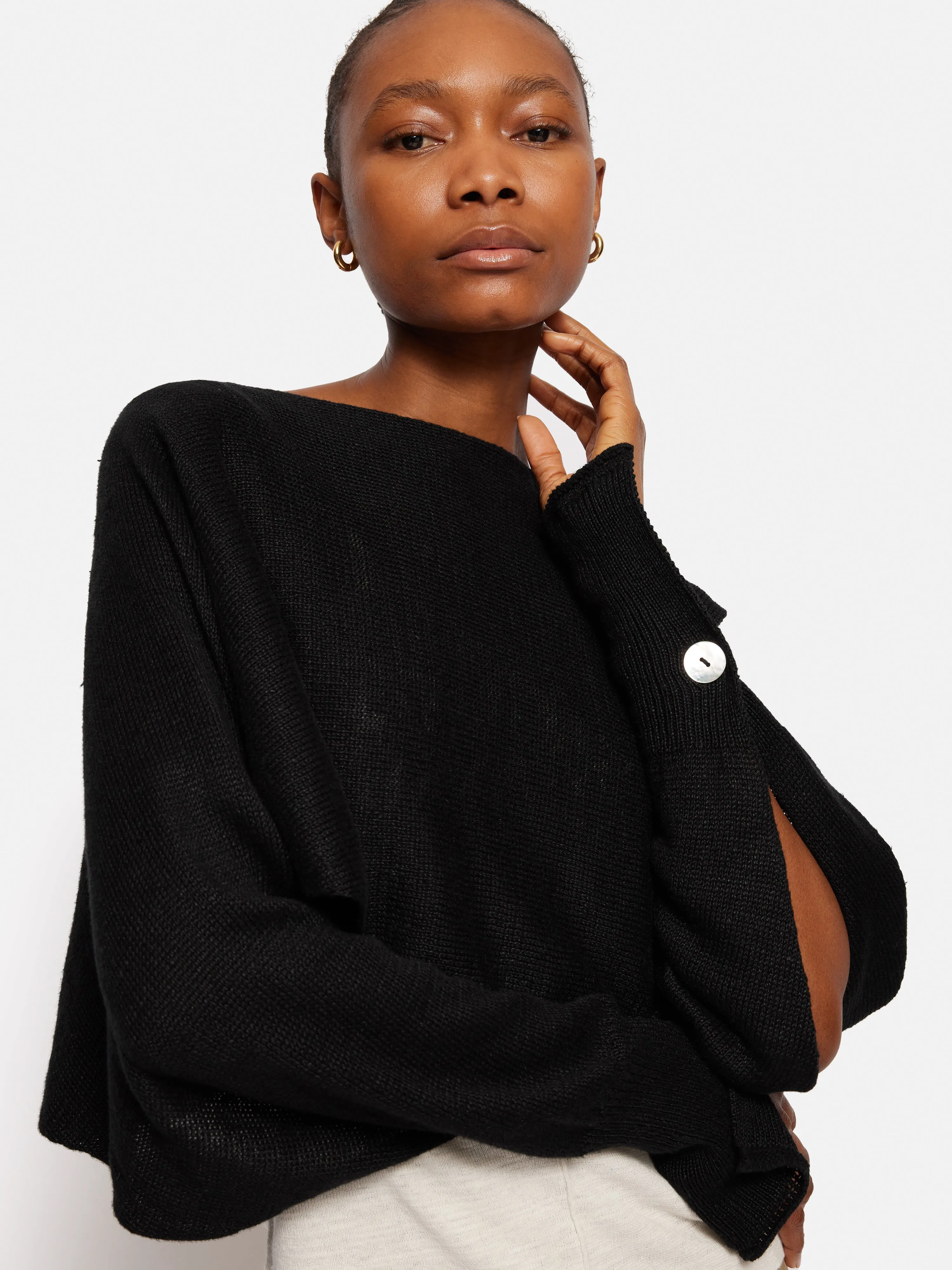 Pure Linen Poncho Sweater | Black