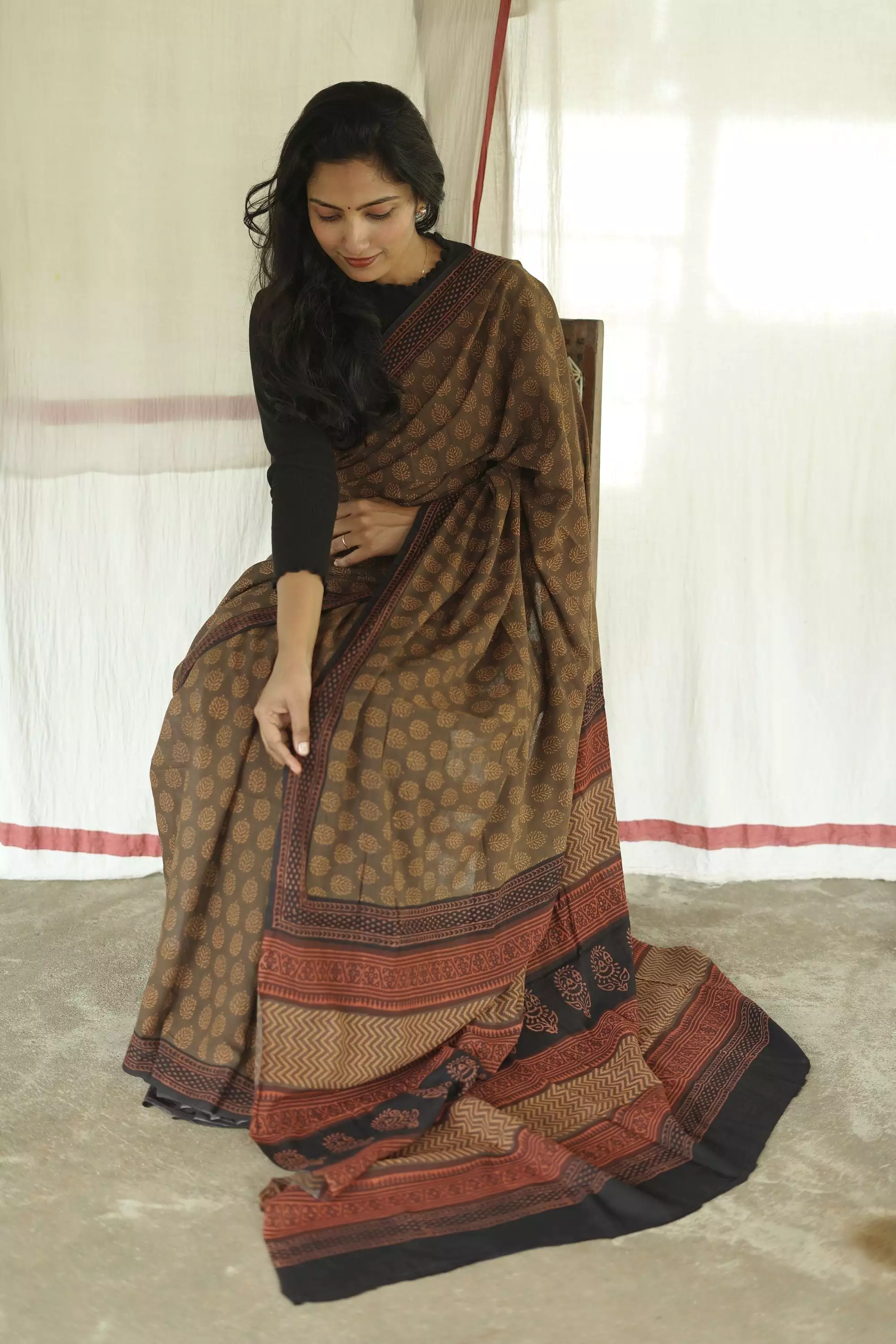 Roheda Chevron natural dyed handblock printed Bagru saree