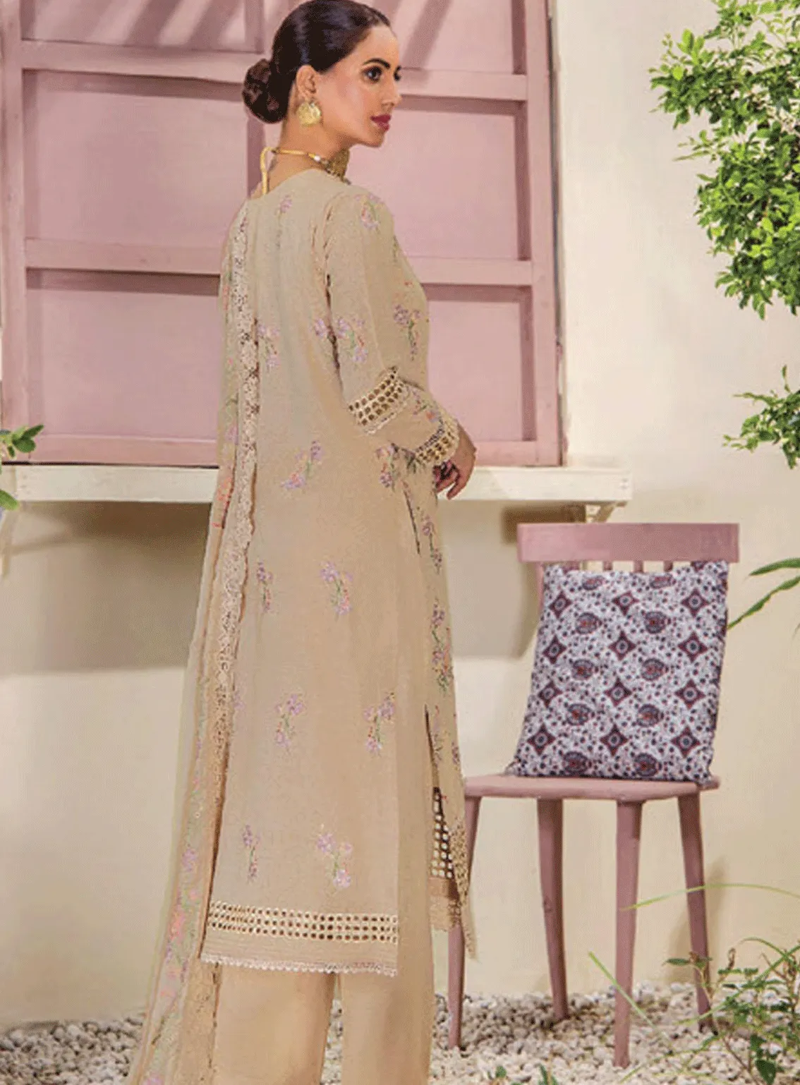 Rumli By Humdum Embroidered Karandi Unstitched 3 Piece Suit - HD23RK 04