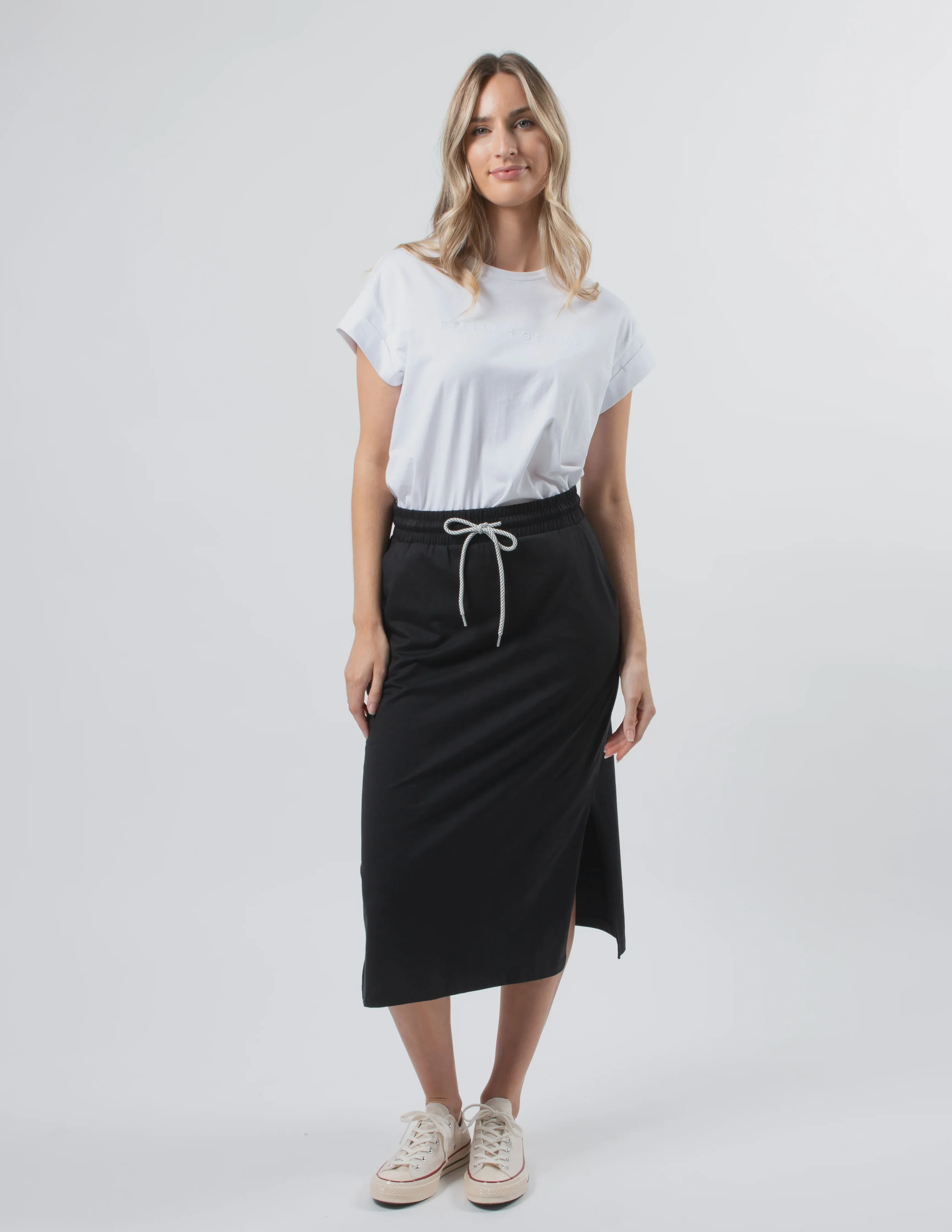 STELLA & GEMMA ESSENTIALS SKIRT BLACK