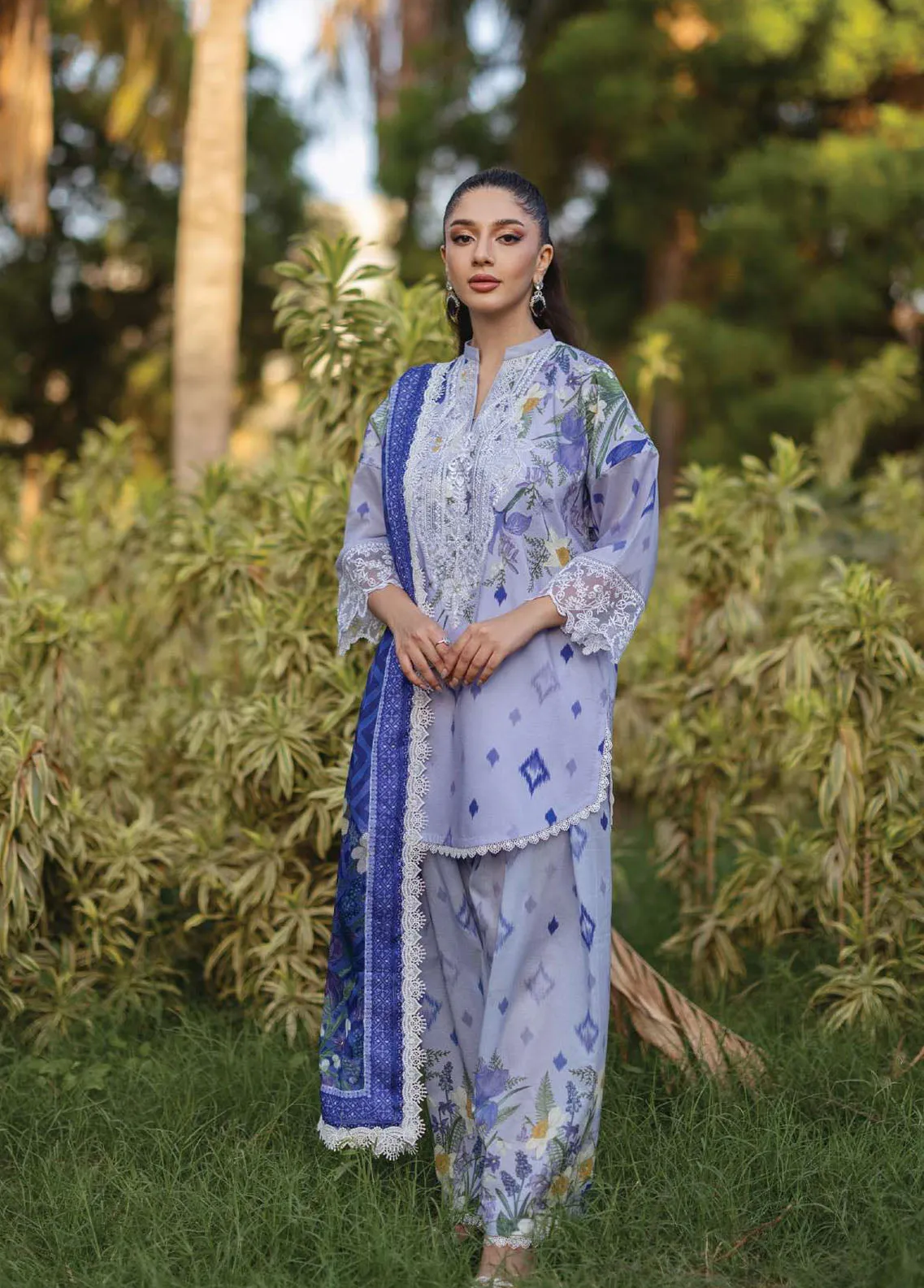 Tahra By Zainab Chottani Embroidered Lawn 3 Piece Unstitched Suit ZC24T 6A RAHA