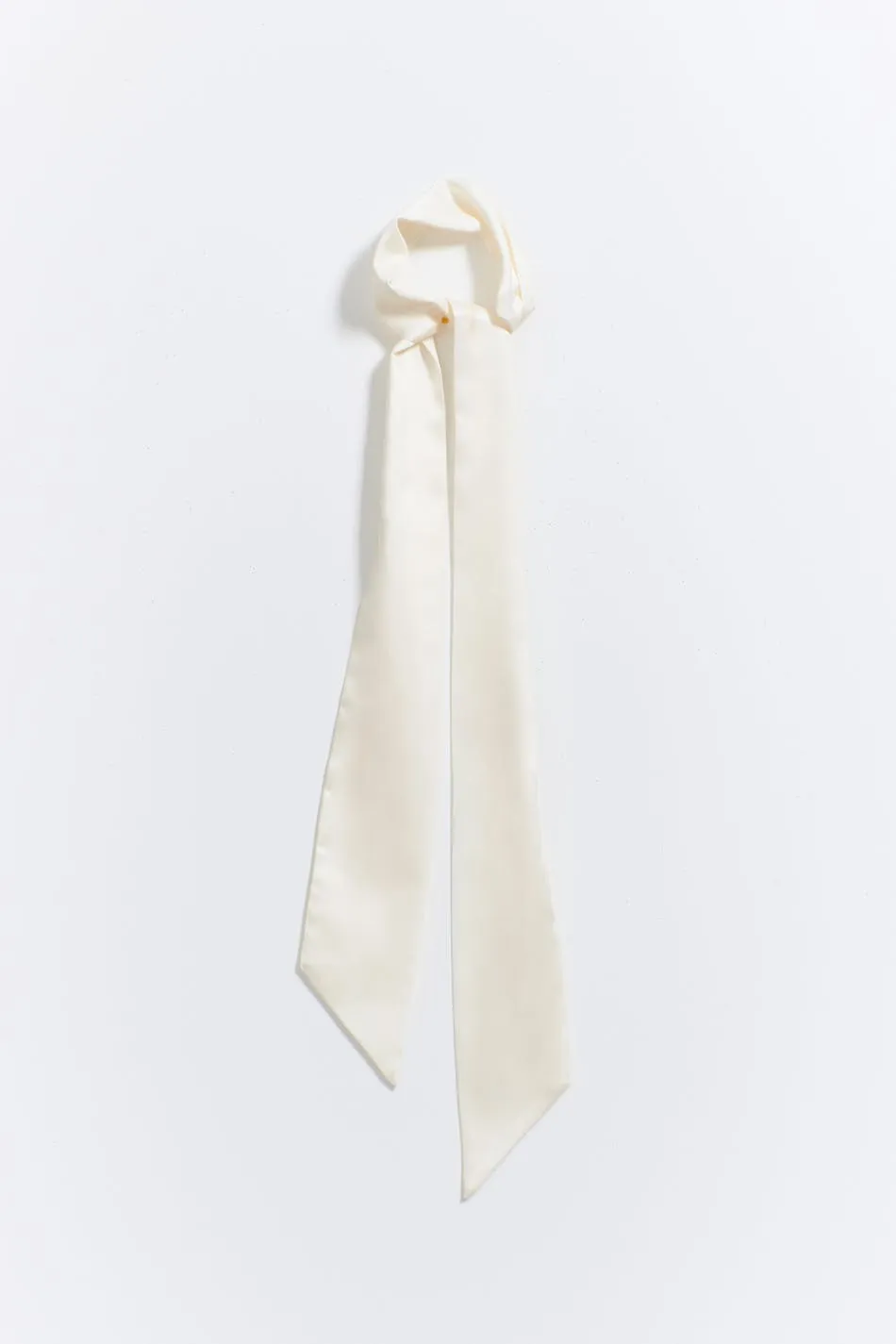 Thin satin scarf