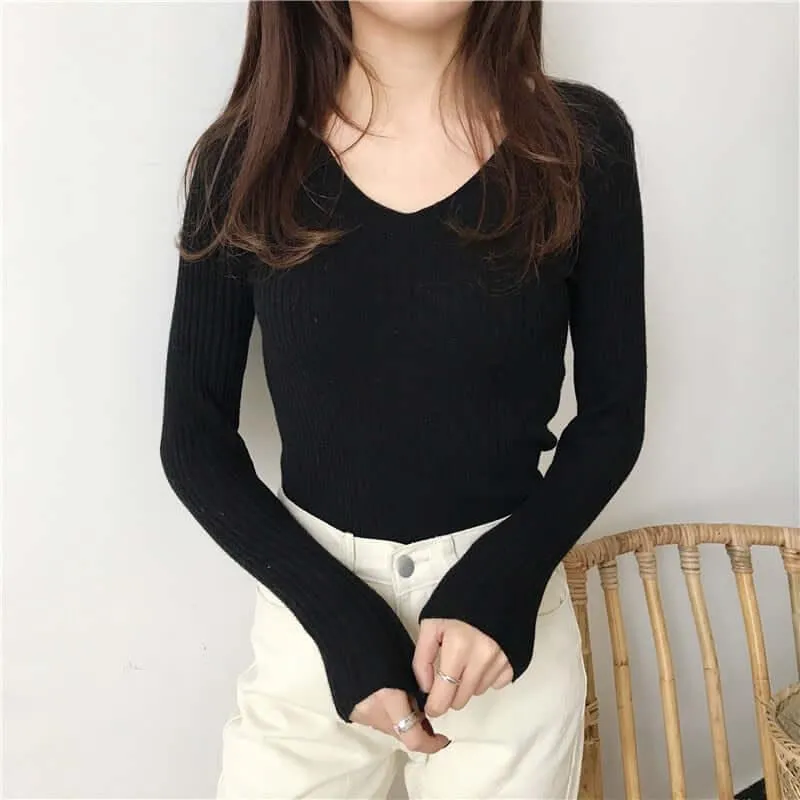 V-Neck Slim Knitted Sweater